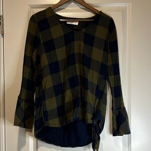 Time and Tru Green and Blue Plaid V-Neck Blouse